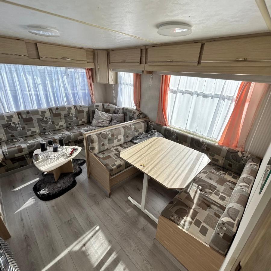 Caravan 2 Bedroom - New Camping Ideal 德哈恩 外观 照片